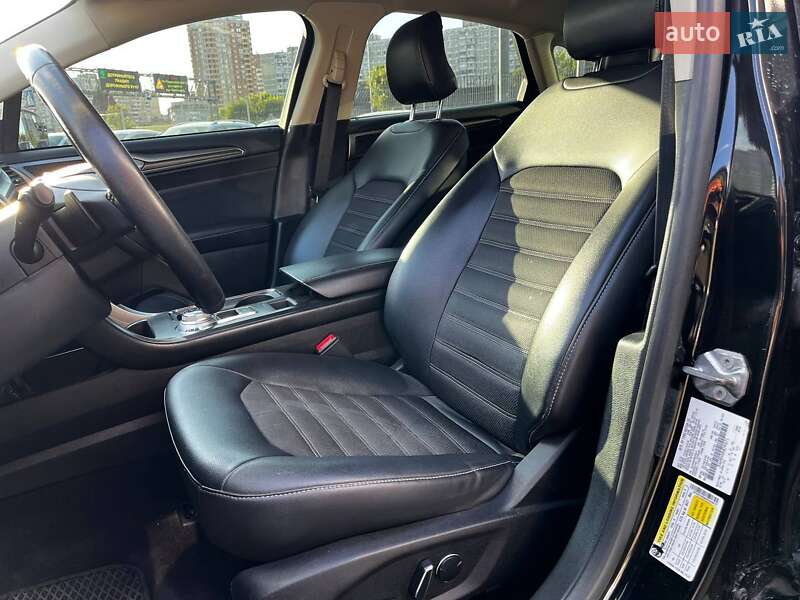 Седан Ford Fusion 2016 в Киеве