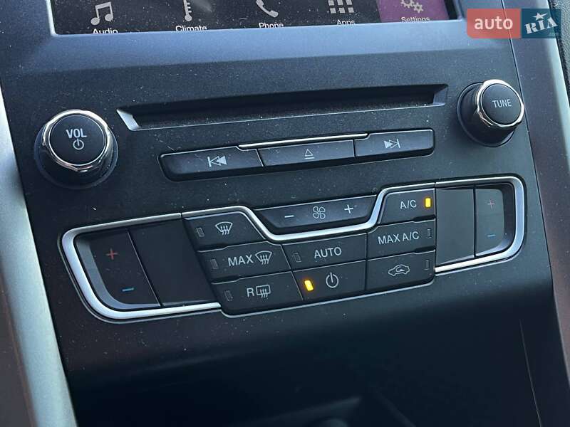 Седан Ford Fusion 2016 в Киеве