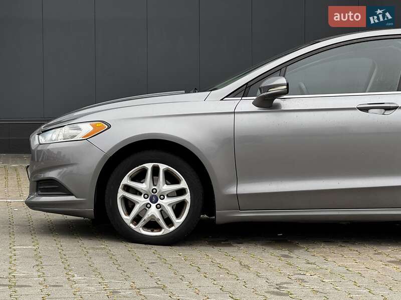 Седан Ford Fusion 2013 в Києві фото 5 Седан Ford Fusion 2013 в Києві