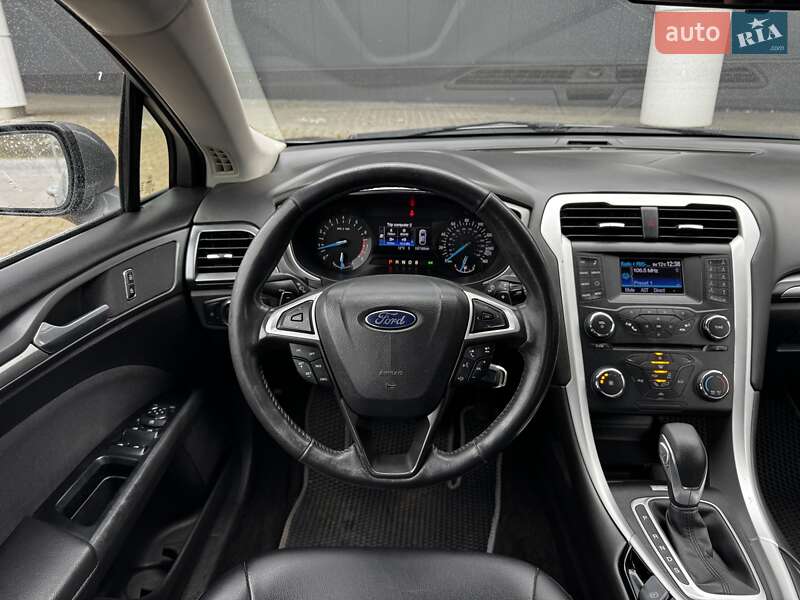 Седан Ford Fusion 2013 в Києві фото 17 Седан Ford Fusion 2013 в Києві
