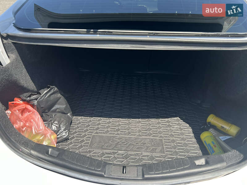 Седан Ford Fusion 2019 в Житомире