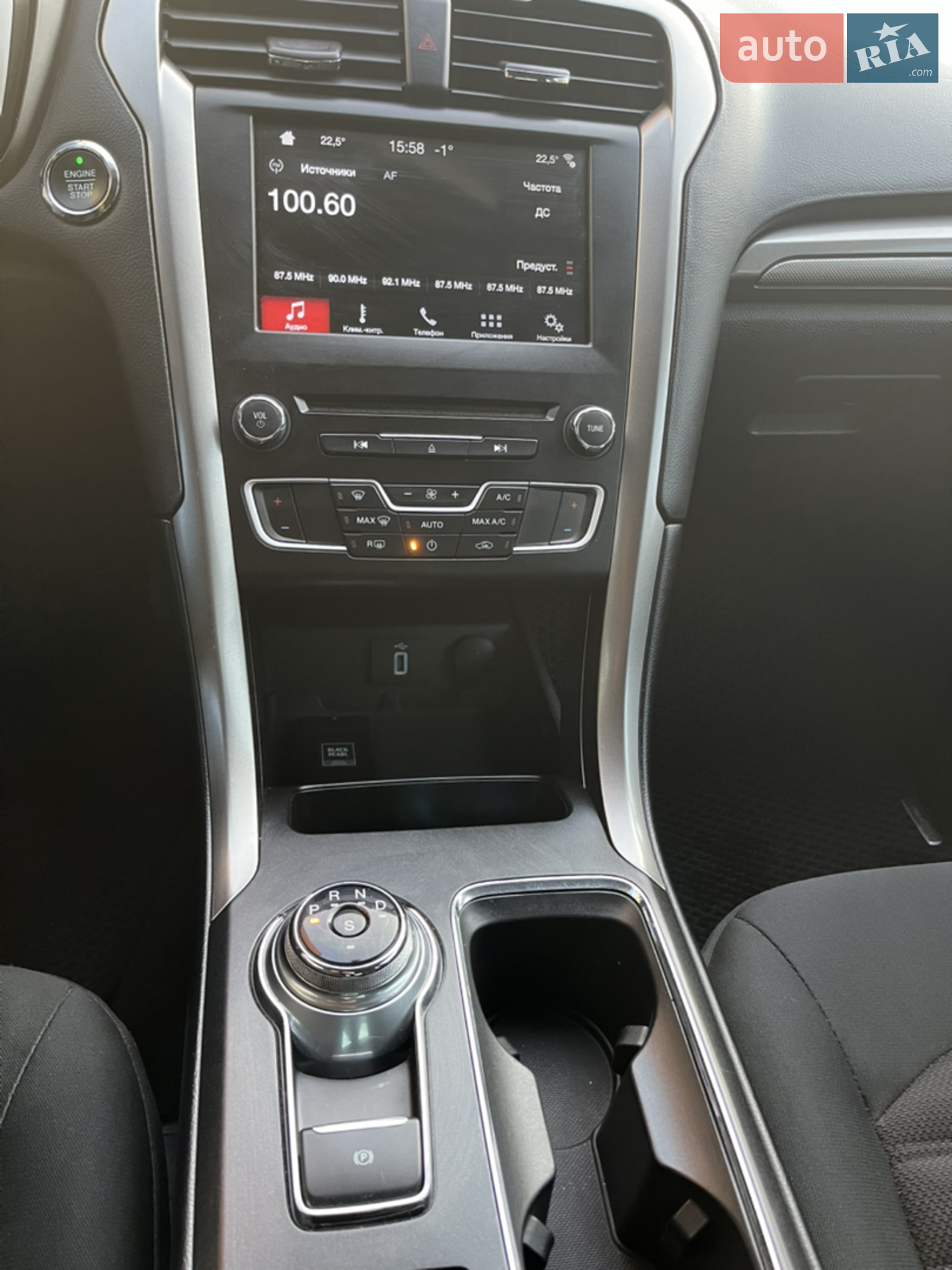 2016 Ford Fusion - мініатюра 10