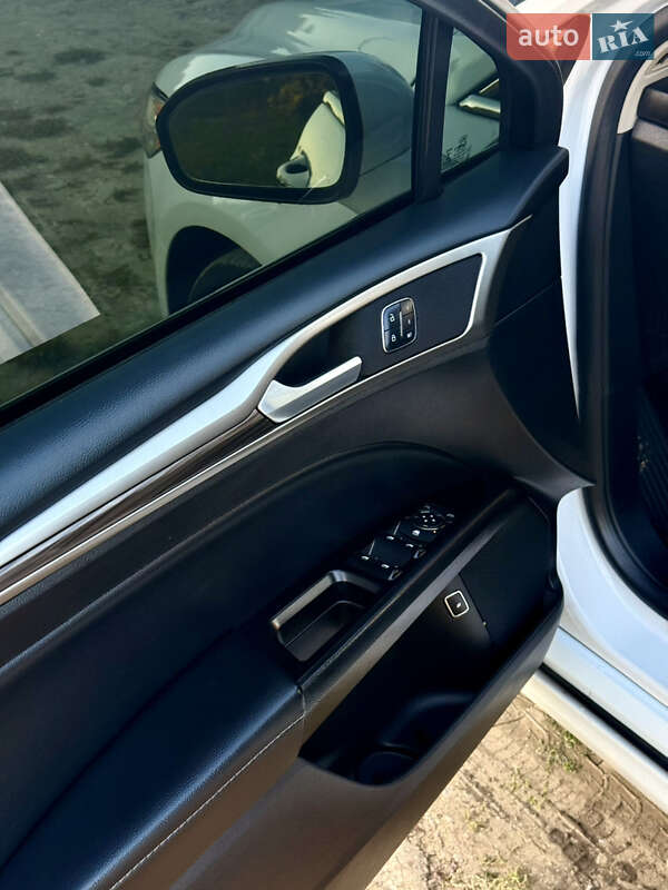 Седан Ford Fusion 2017 в Хмельницькому фото 11 Седан Ford Fusion 2017 в Хмельницькому