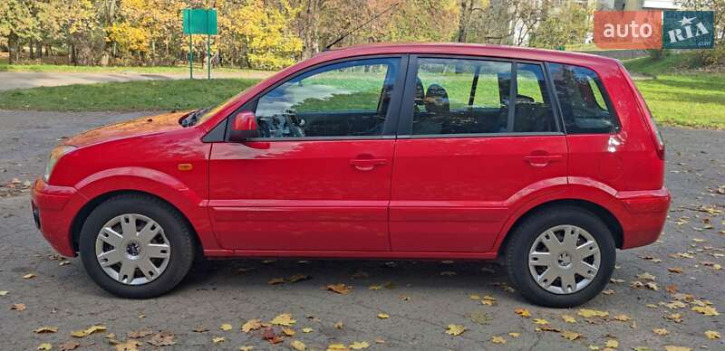 Хетчбек Ford Fusion 2011 в Львові