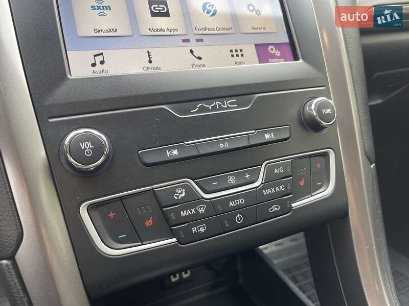 Седан Ford Fusion 2018 в Миколаєві