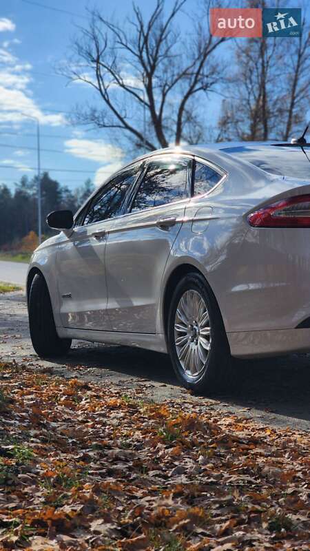 Седан Ford Fusion 2014 в Киеве фото 6 Седан Ford Fusion 2014 в Киеве