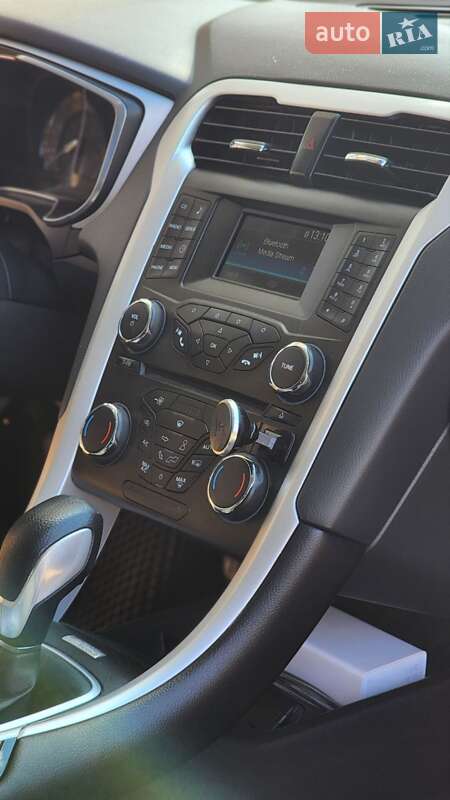 Седан Ford Fusion 2014 в Киеве фото 27 Седан Ford Fusion 2014 в Киеве