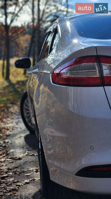 Седан Ford Fusion 2014 в Киеве фото 15 Седан Ford Fusion 2014 в Киеве