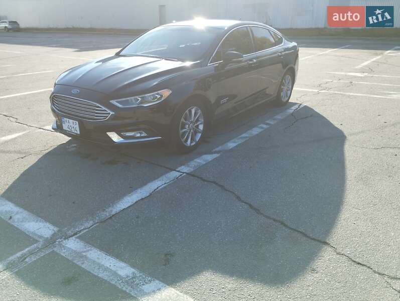 Седан Ford Fusion 2017 в Полтаві