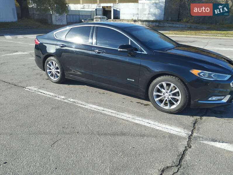 Седан Ford Fusion 2017 в Полтаві