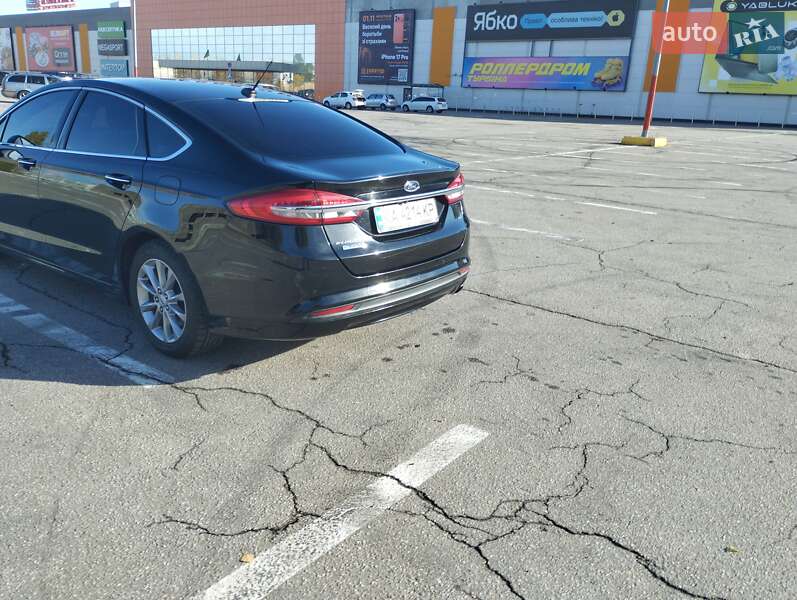 Седан Ford Fusion 2017 в Полтаві