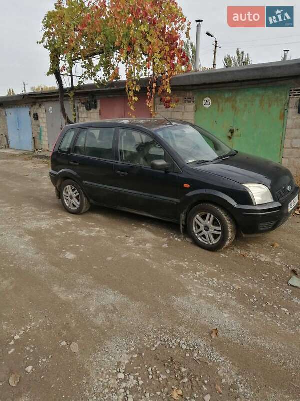 Хэтчбек Ford Fusion 2005 в Кривом Роге фото 2 Хэтчбек Ford Fusion 2005 в Кривом Роге
