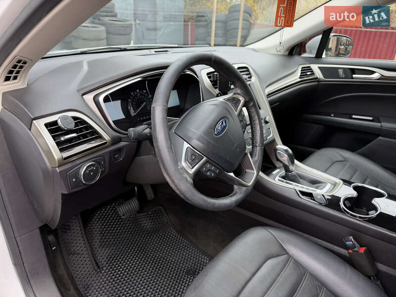 Седан Ford Fusion 2016 в Києві