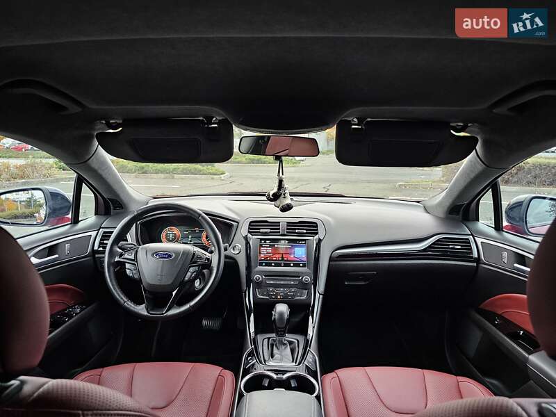 Седан Ford Fusion 2015 в Києві