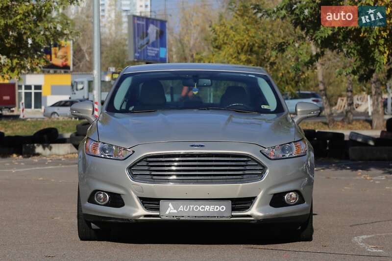 Седан Ford Fusion 2014 в Киеве фото 2 Седан Ford Fusion 2014 в Киеве