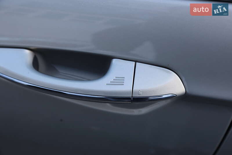 Седан Ford Fusion 2014 в Киеве фото 25 Седан Ford Fusion 2014 в Киеве