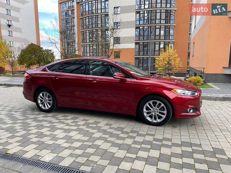Седан Ford Fusion 2015 в Ивано-Франковске