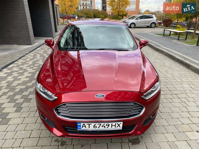 Седан Ford Fusion 2015 в Ивано-Франковске