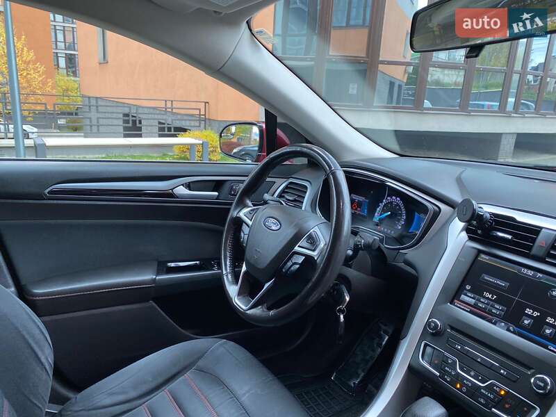 Седан Ford Fusion 2015 в Ивано-Франковске