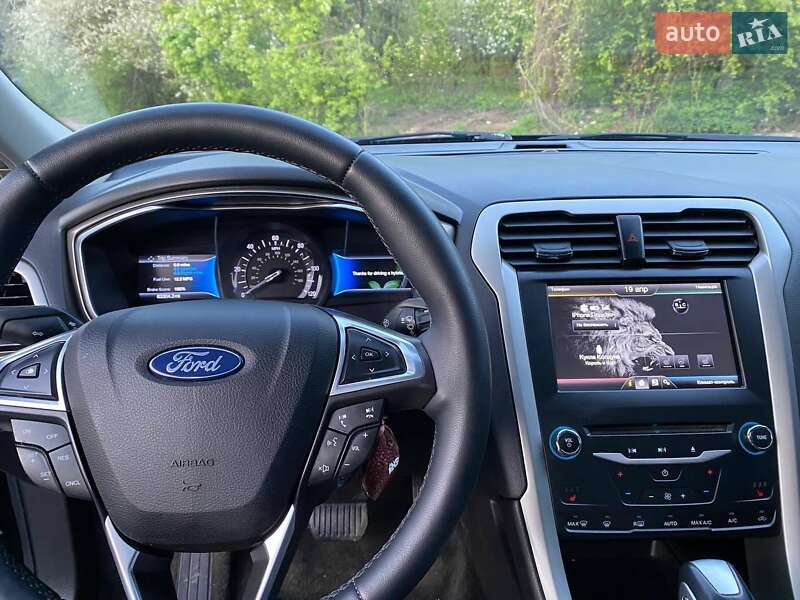 Седан Ford Fusion 2014 в Харькове