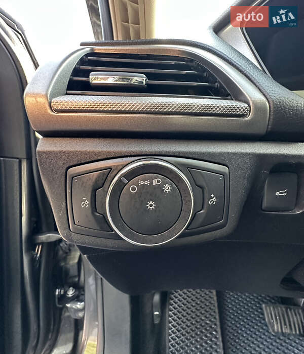 Седан Ford Fusion 2018 в Дніпрі фото 29 Седан Ford Fusion 2018 в Дніпрі