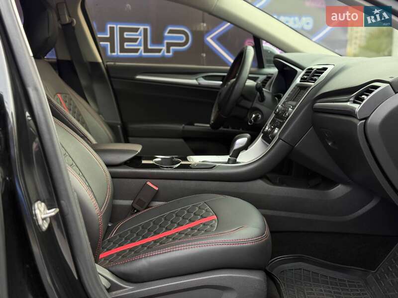 Седан Ford Fusion 2013 в Запорожье