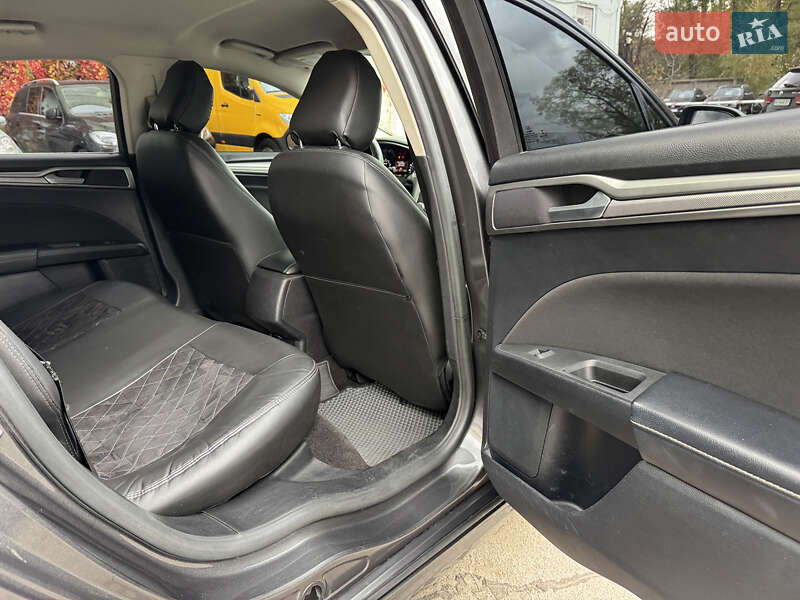 Седан Ford Fusion 2019 в Києві фото 24 Седан Ford Fusion 2019 в Києві