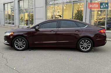 Седан Ford Fusion 2017 в  фото 4 Седан Ford Fusion 2017 в
