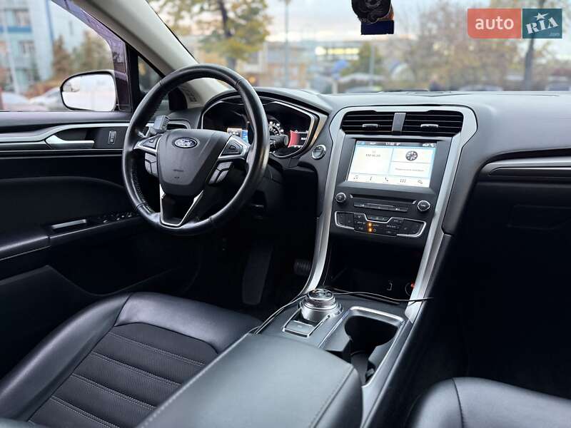 Седан Ford Fusion 2017 в Киеве фото 10 Седан Ford Fusion 2017 в Киеве
