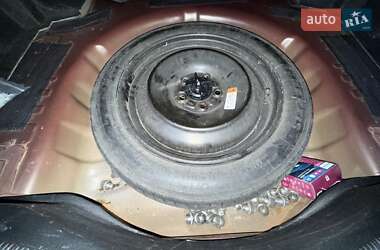 Седан Ford Fusion 2017 в  фото 25 Седан Ford Fusion 2017 в