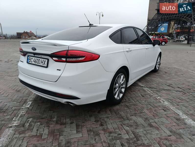 Седан Ford Fusion 2016 в Малехове