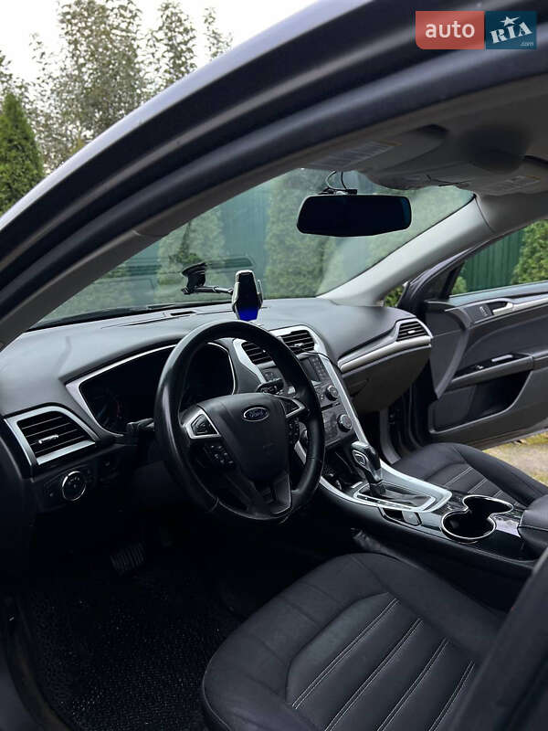 Седан Ford Fusion 2014 в Ковеле