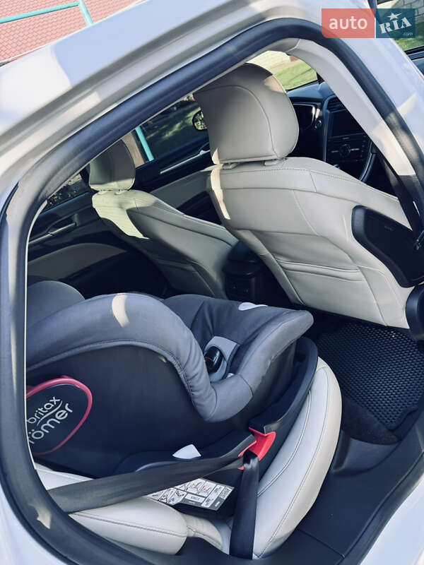 Седан Ford Fusion 2015 в Дніпрі фото 12 Седан Ford Fusion 2015 в Дніпрі