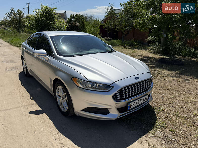 Седан Ford Fusion 2016 в Миколаєві
