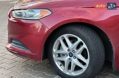 Седан Ford Fusion 2013 в Одесі