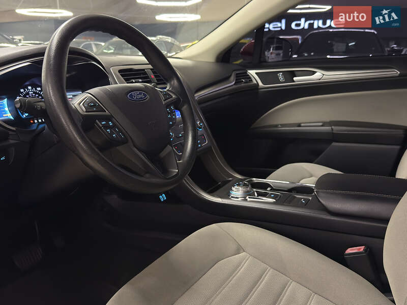 Седан Ford Fusion 2020 в Николаеве