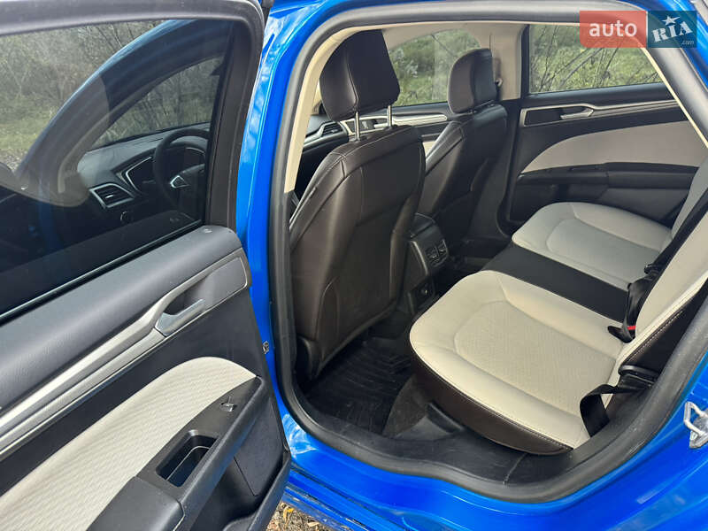 Седан Ford Fusion 2020 в Житомирі