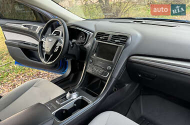 Седан Ford Fusion 2020 в Житомире