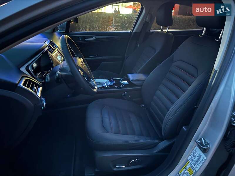 Седан Ford Fusion 2015 в Киеве фото 9 Седан Ford Fusion 2015 в Киеве
