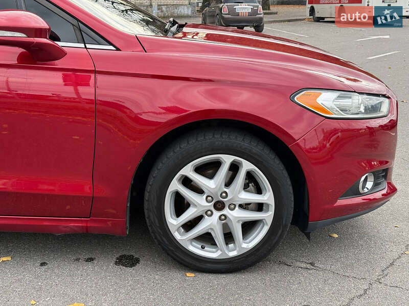 Седан Ford Fusion 2013 в Вінниці