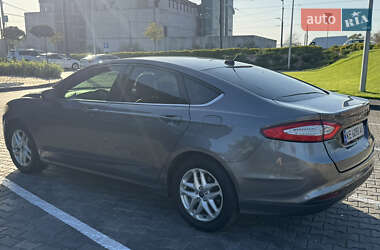Седан Ford Fusion 2012 в Днепре