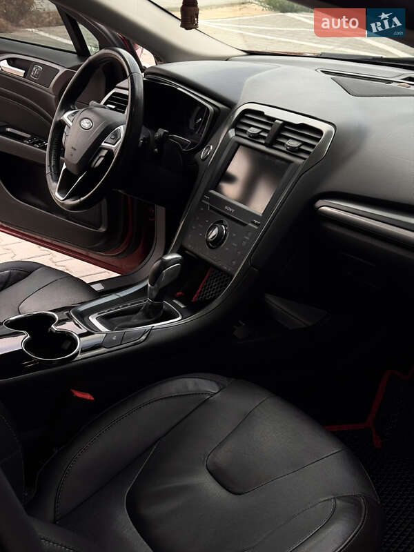 Седан Ford Fusion 2014 в Черкассах