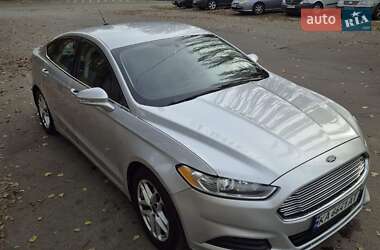 Седан Ford Fusion 2015 в Києві