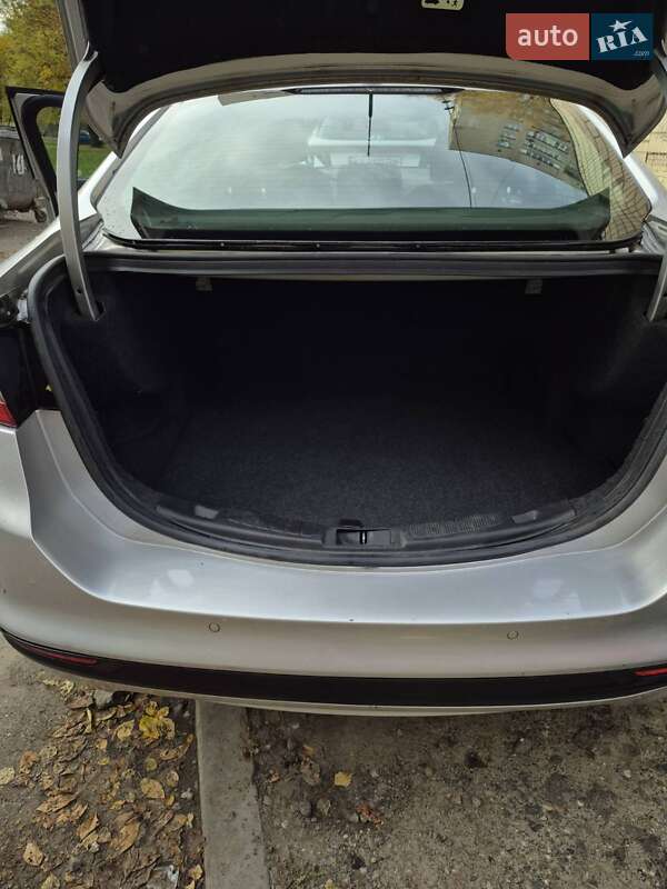 Седан Ford Fusion 2015 в Киеве фото 20 Седан Ford Fusion 2015 в Киеве