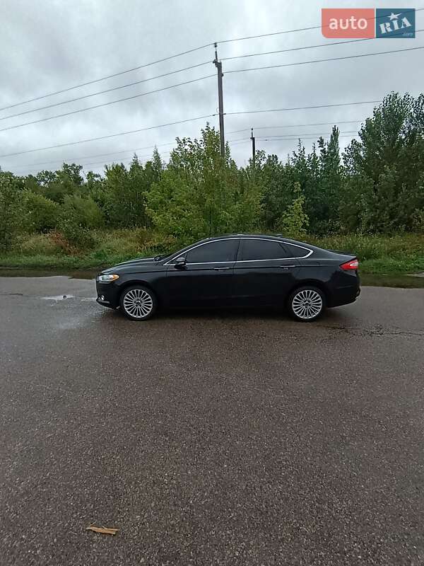 Седан Ford Fusion 2015 в Житомире