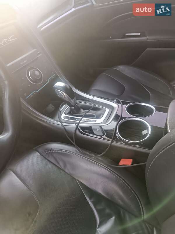 Седан Ford Fusion 2013 в Киеве фото 10 Седан Ford Fusion 2013 в Киеве