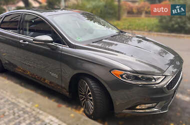 Седан Ford Fusion 2017 в Ужгороде
