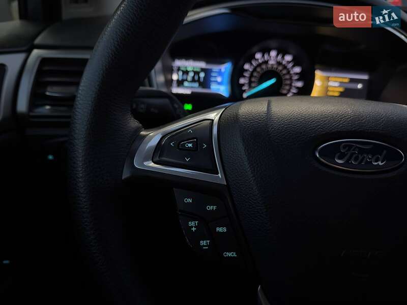 Седан Ford Fusion 2013 в Киеве фото 25 Седан Ford Fusion 2013 в Киеве