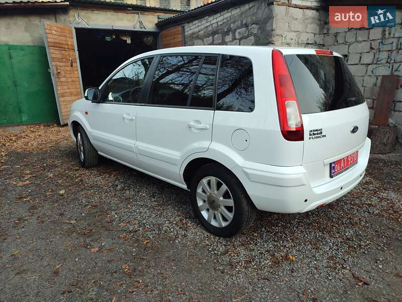 Хэтчбек Ford Fusion 2010 в Житомире