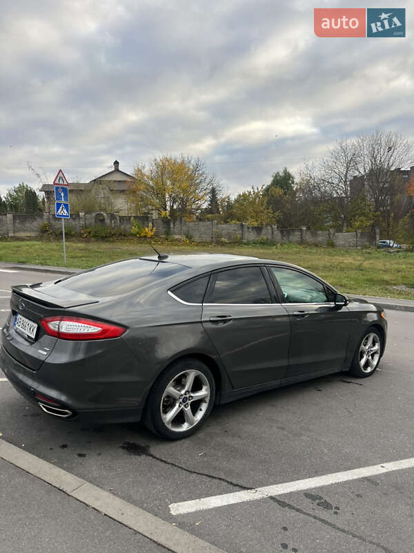Седан Ford Fusion 2015 в Вінниці